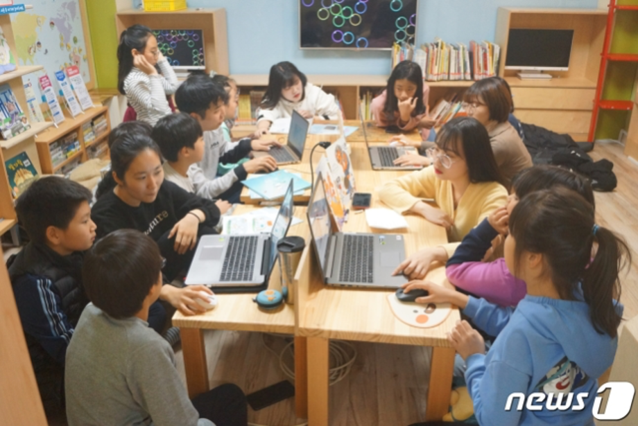 세명대학교 디지털콘텐츠창작학과와 제천기적의도서관이 함께하는 디지털북 교육프로그램!